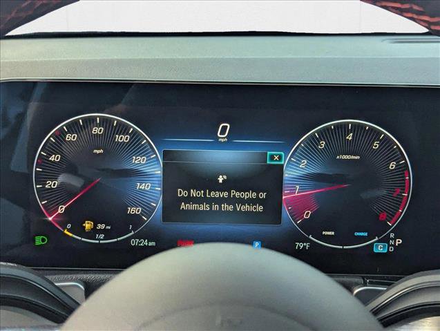 New 2025 Mercedes-Benz GLB 250 image 10