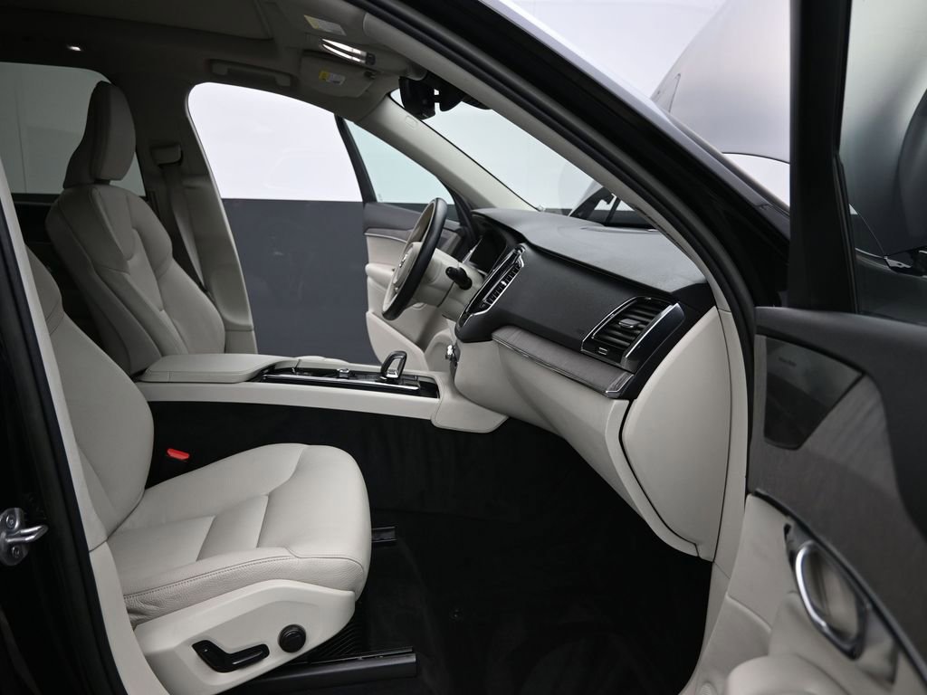 Certified 2023 Volvo XC90 B6 Plus w/ Protection Package Premier image 15