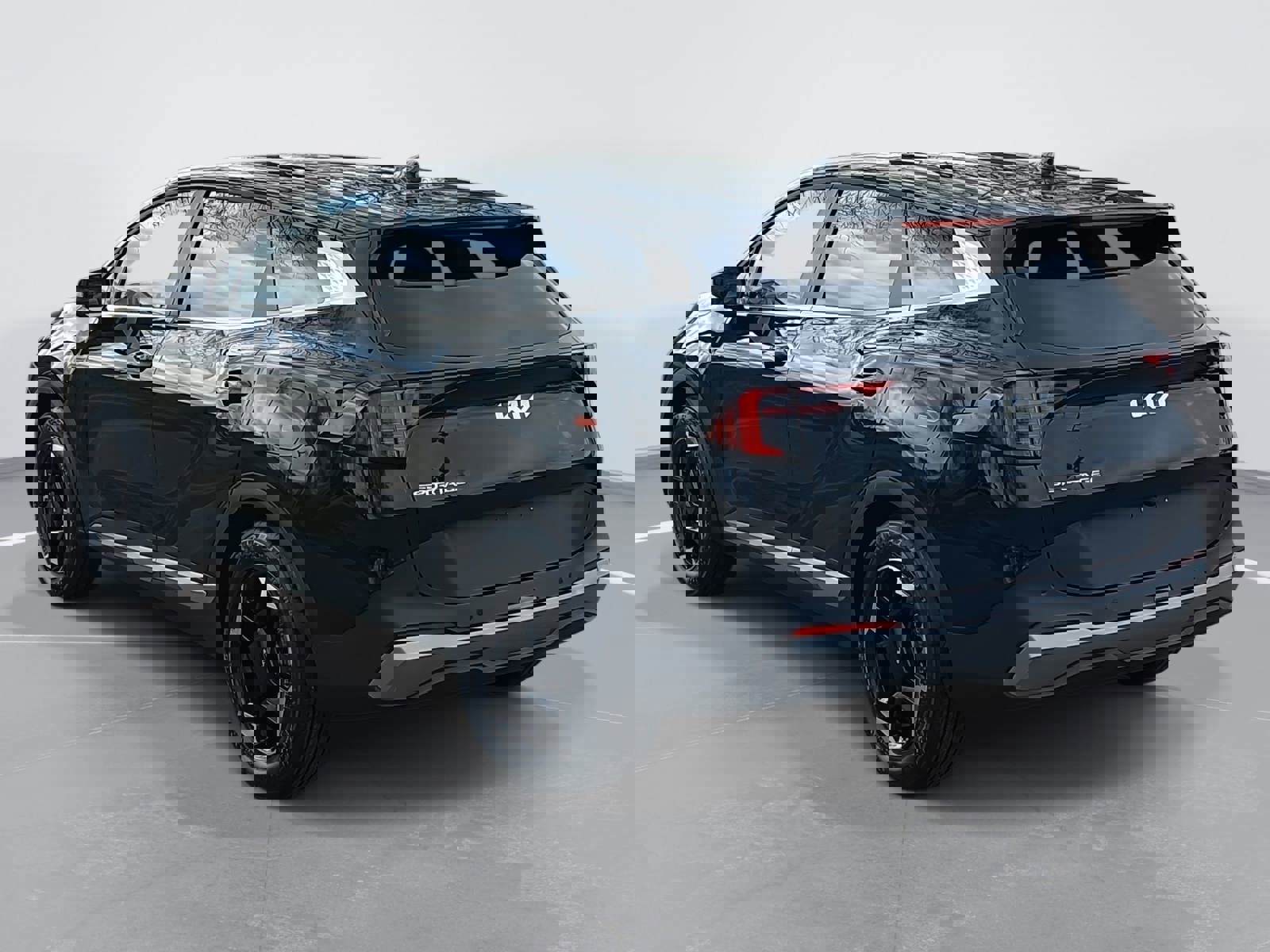 New 2026 Kia Sportage EX image 6