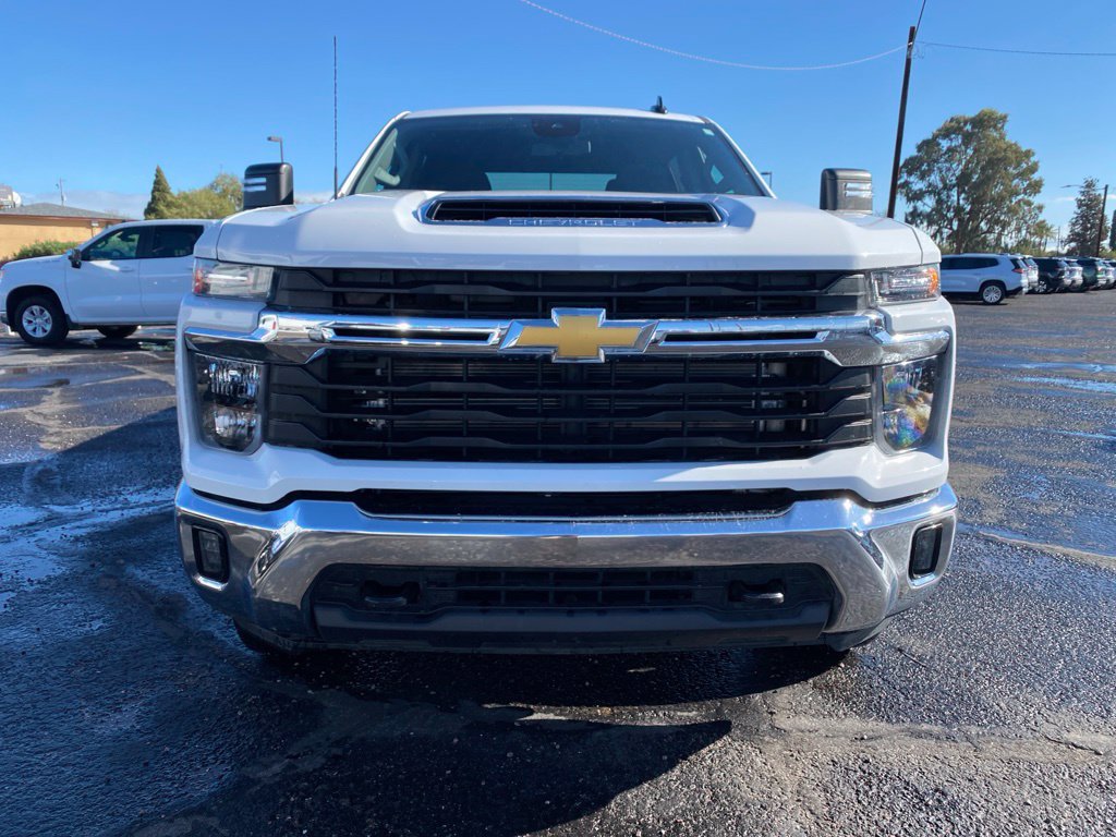 Used 2025 Chevrolet Silverado 2500 LT w/ Convenience Package AWD/4WD image 21