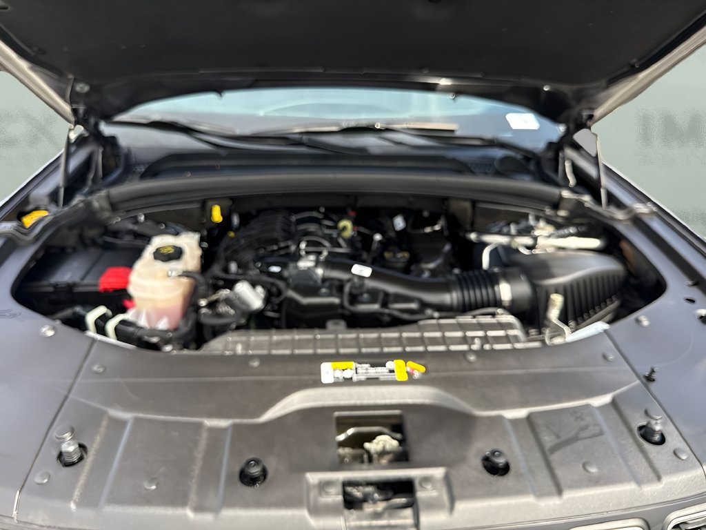 Used 2024 Jeep Grand Cherokee L Laredo RWD image 29