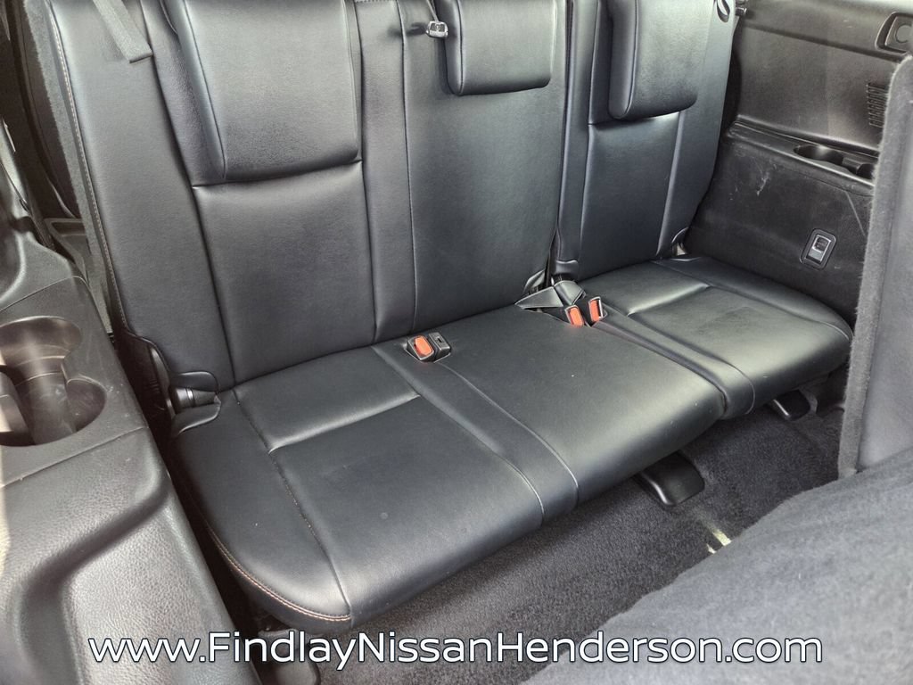 Used 2019 Toyota Highlander XLE AWD/4WD image 18