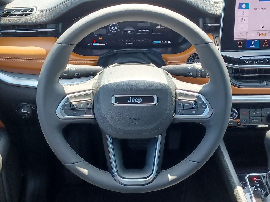 Used 2025 Jeep Compass Limited w/ Elite Group AWD/4WD image 25