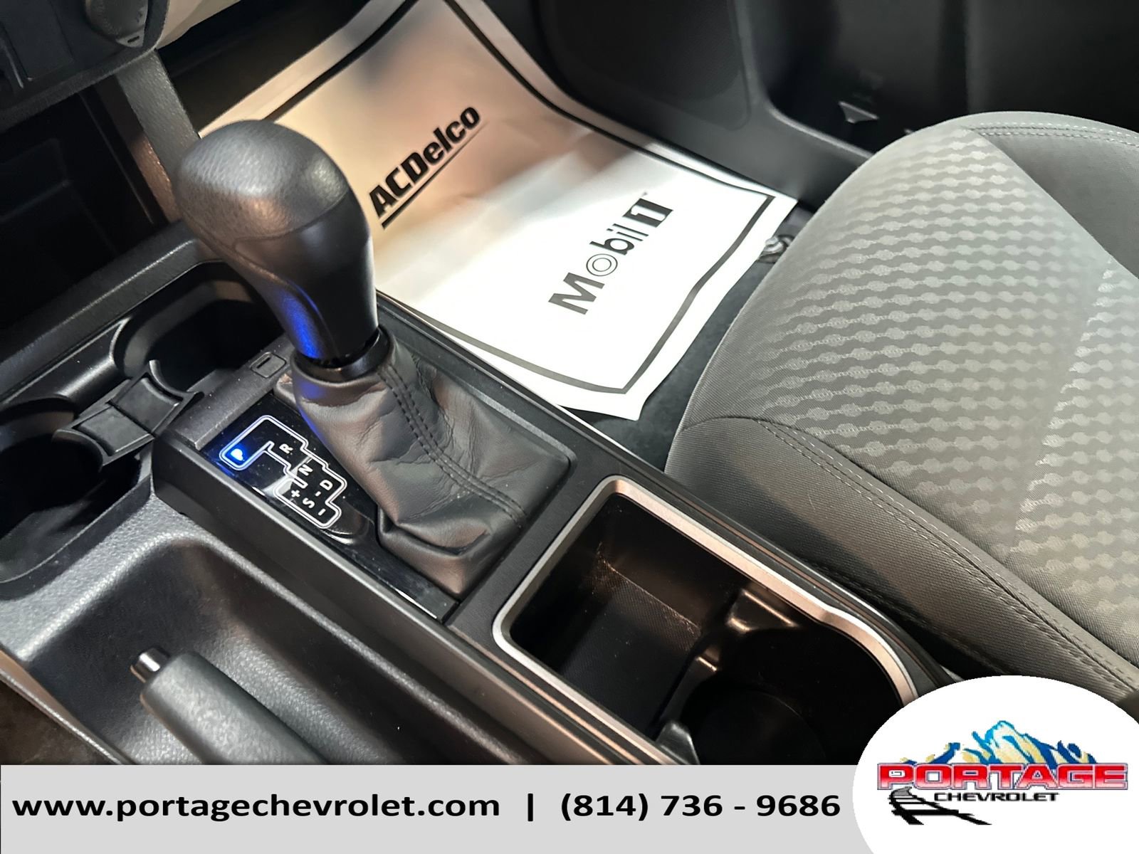 Used 2022 Toyota Tacoma SR AWD/4WD image 25