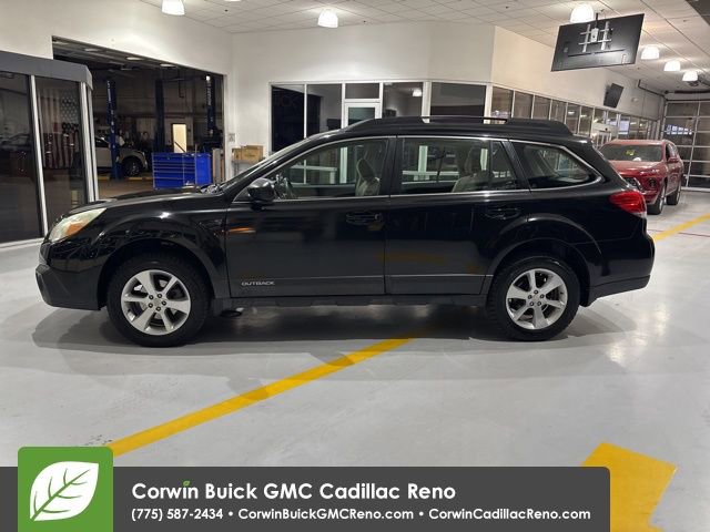 Used 2014 Subaru Outback 2.5i w/ Alloy Wheel Package image 3