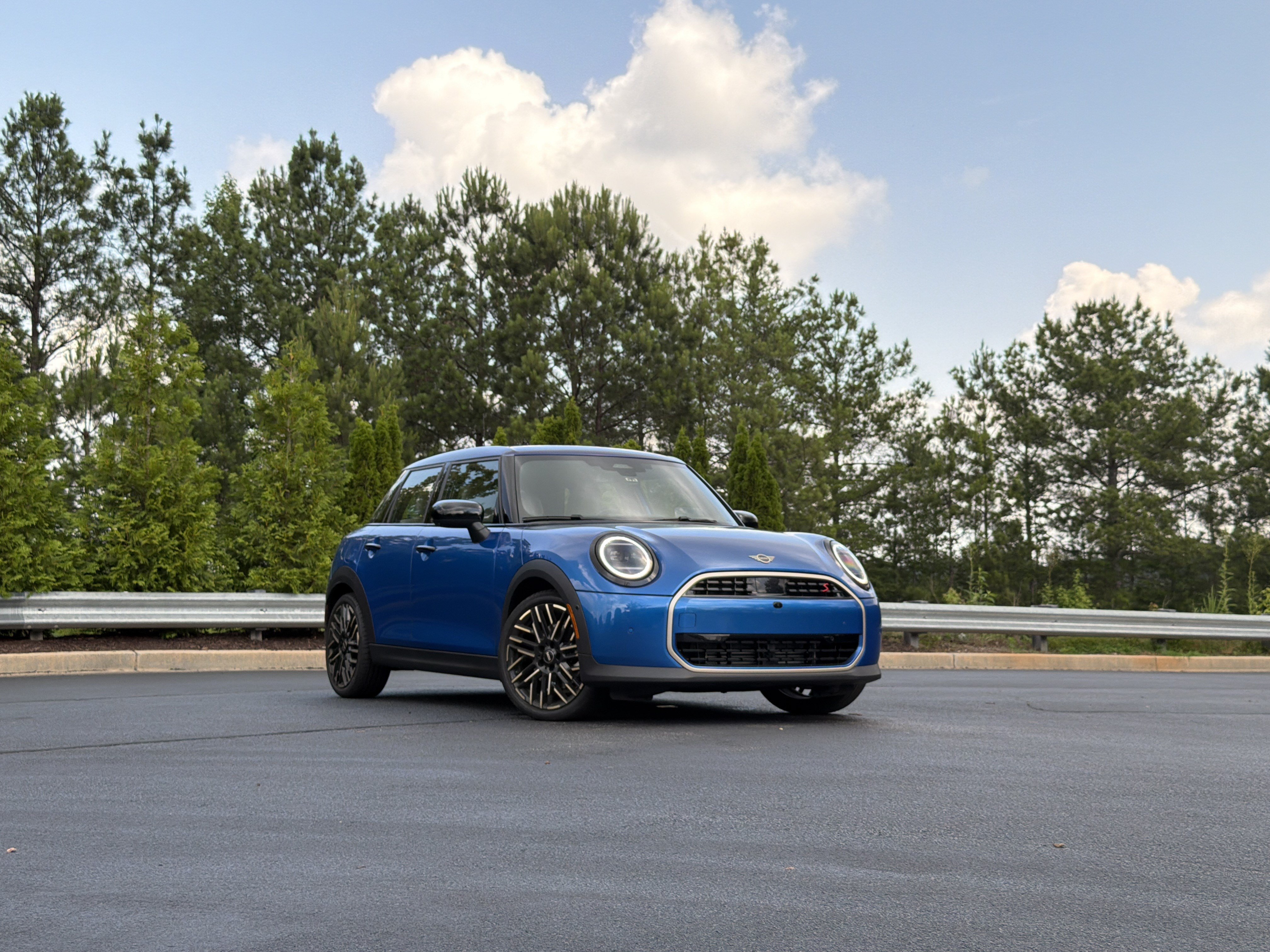 Used 2025 MINI Cooper S FWD image 2