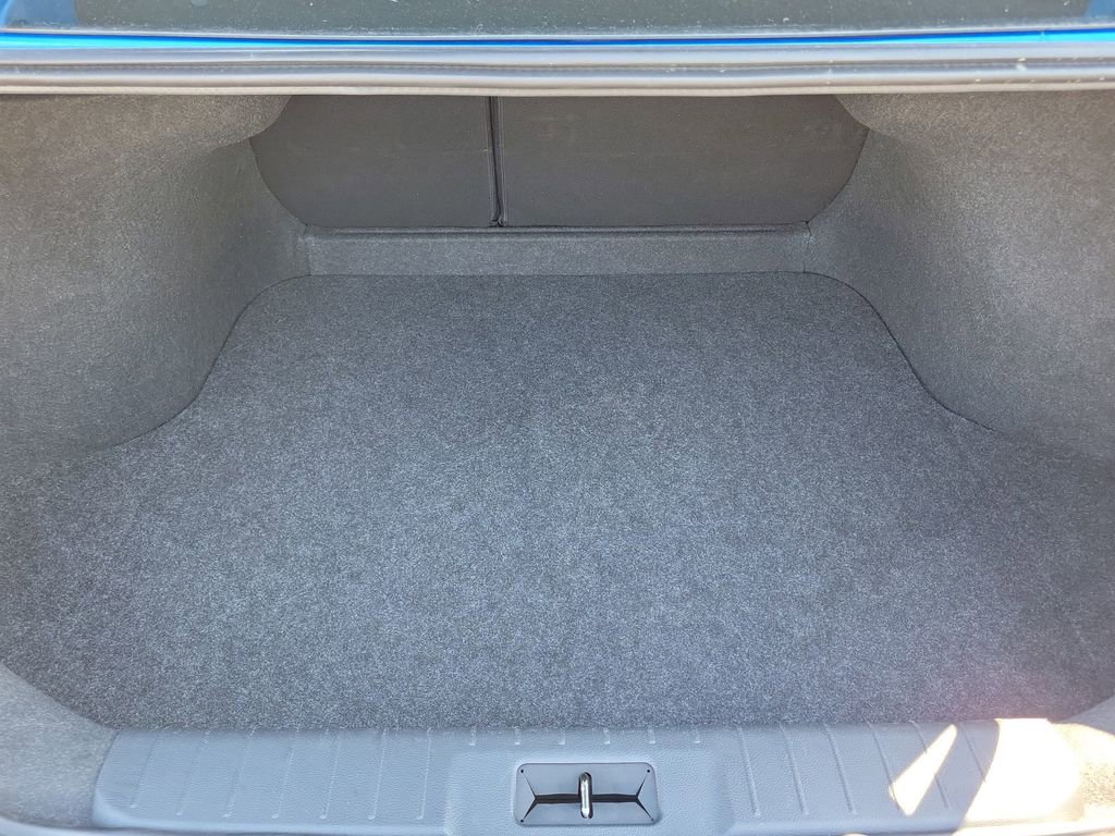 Used 2025 Nissan Sentra SV image 7