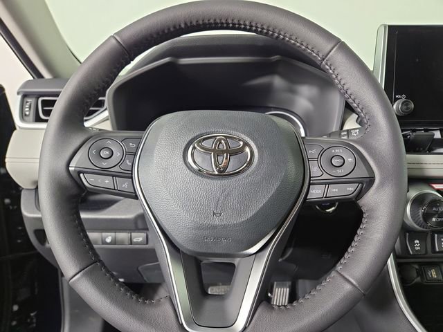 New 2025 Toyota RAV4 XLE image 23