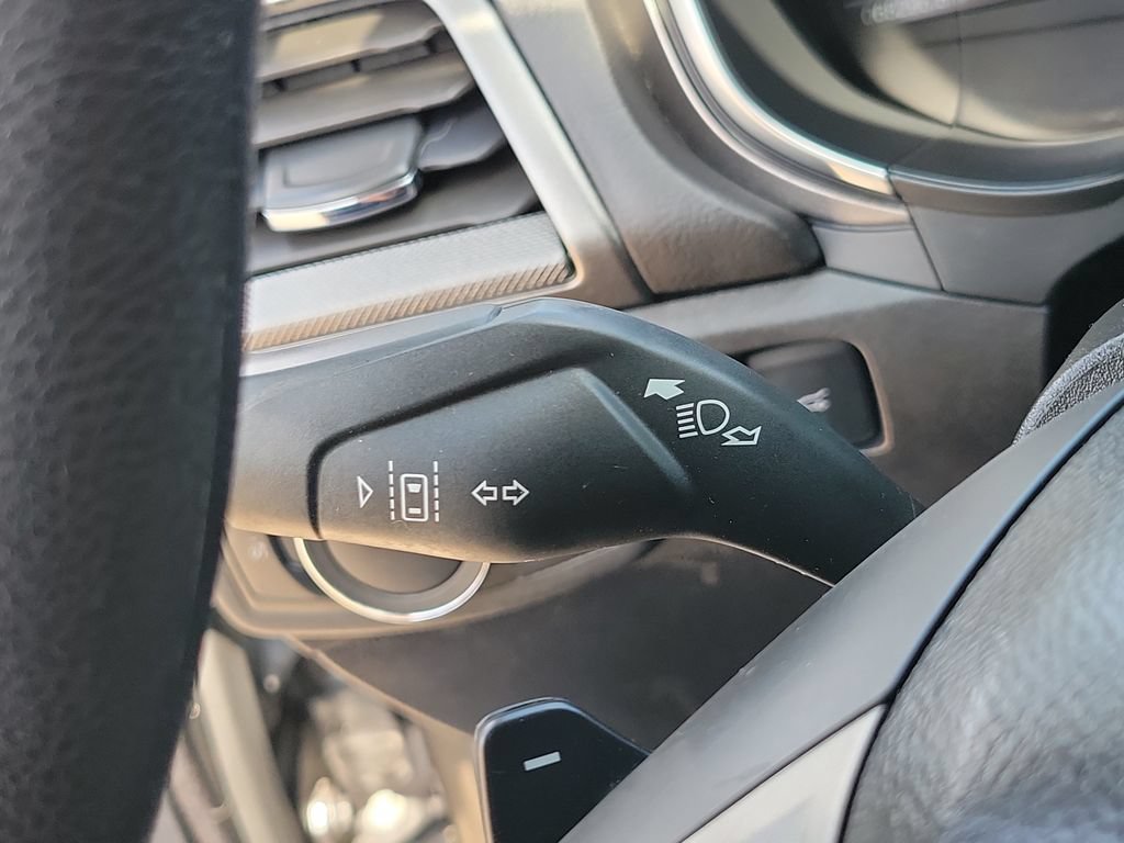 Used 2020 Ford Fusion SE AWD/4WD image 21