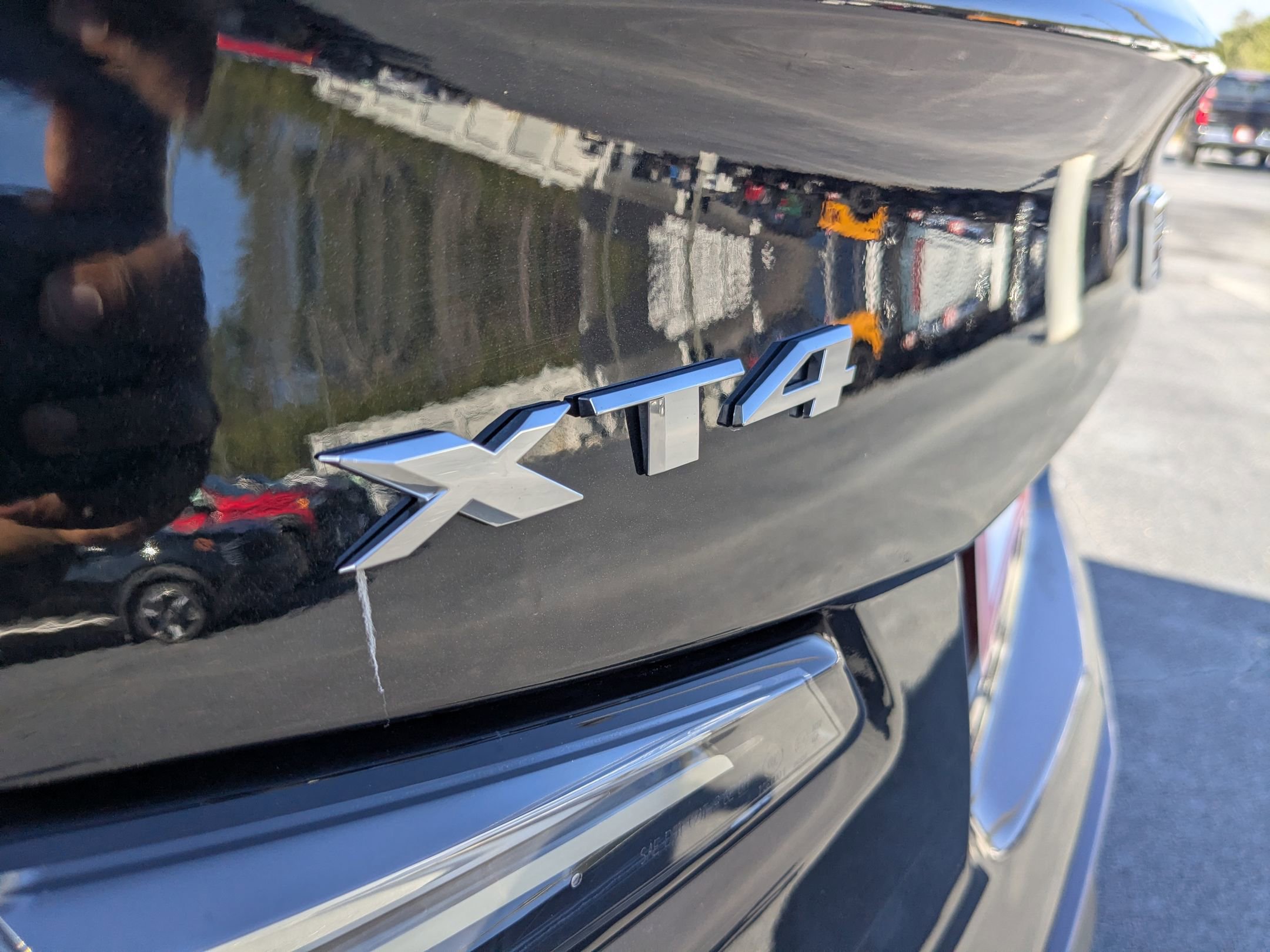 Used 2023 Cadillac XT4 Sport w/ Cold Weather Package image 30