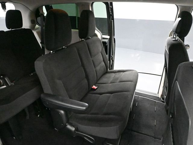 Used 2017 Dodge Grand Caravan SE w/ Power Window Group image 40