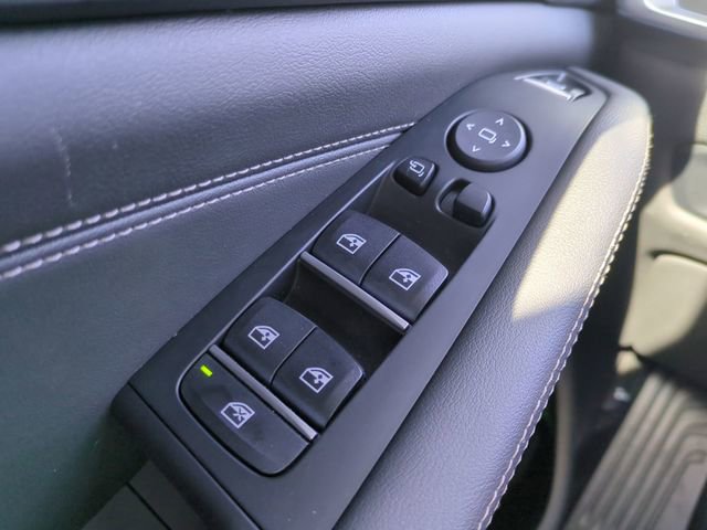 Used 2025 BMW X5 sDrive40i w/ M Sport Package image 28