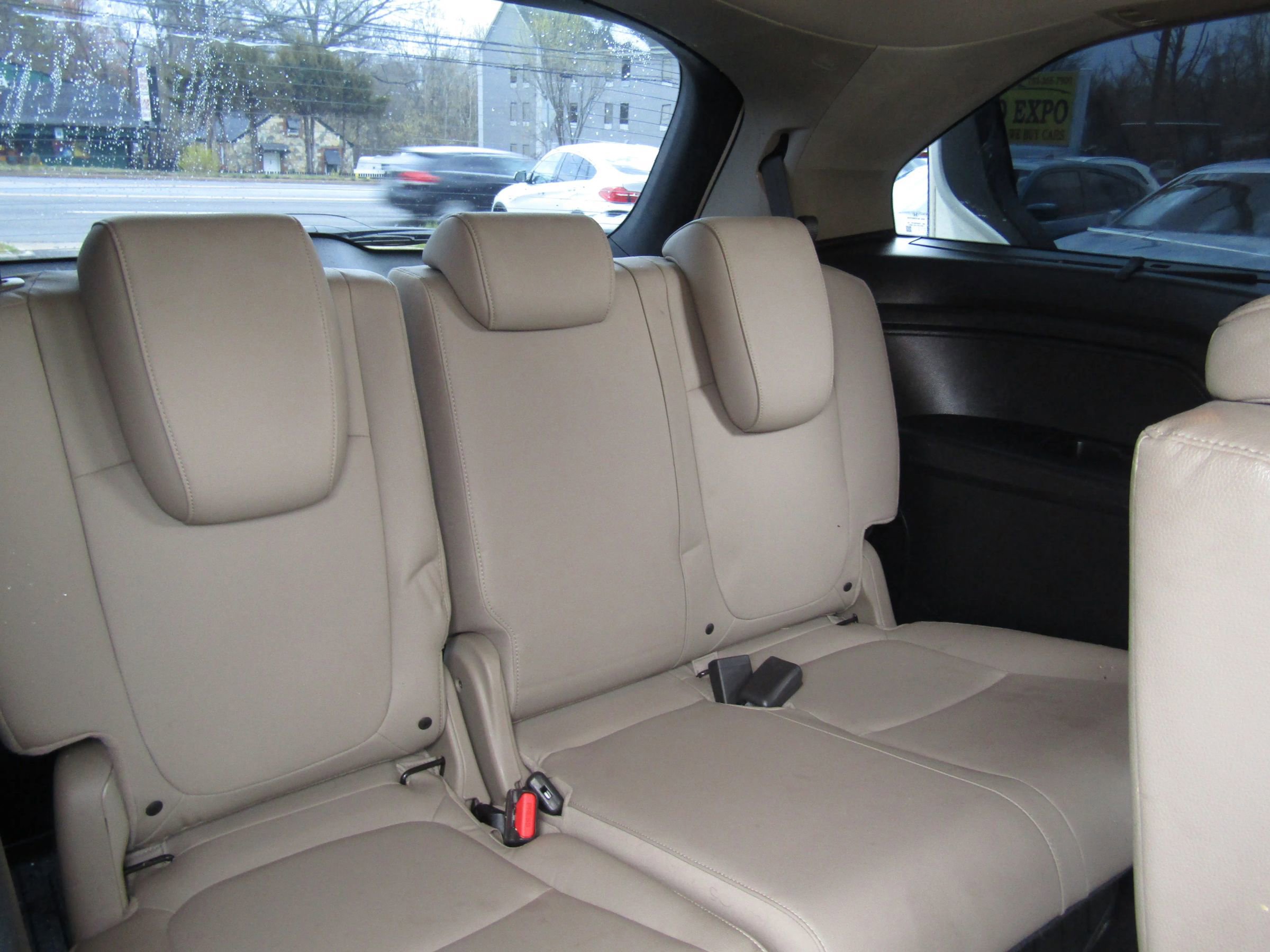 Used 2018 Honda Odyssey Touring image 16