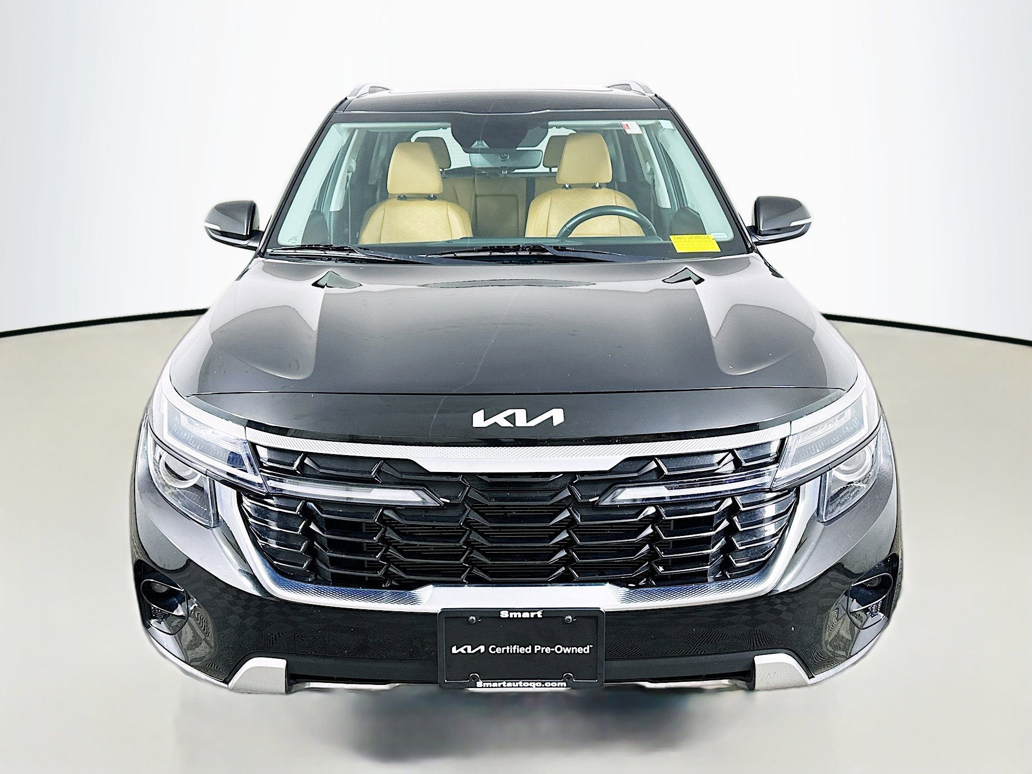 Used 2024 Kia Seltos EX AWD/4WD image 2
