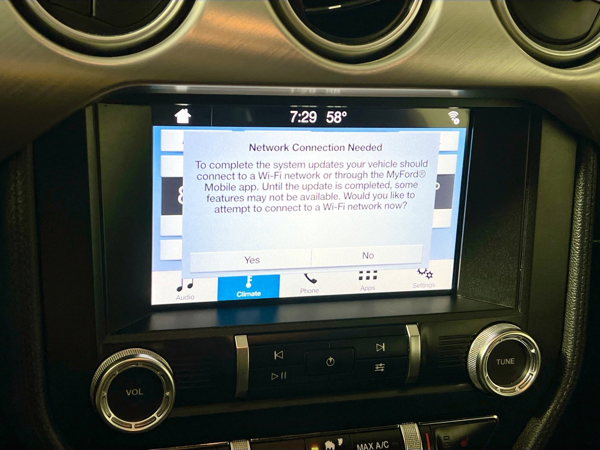 Used 2019 Ford Mustang Premium image 27