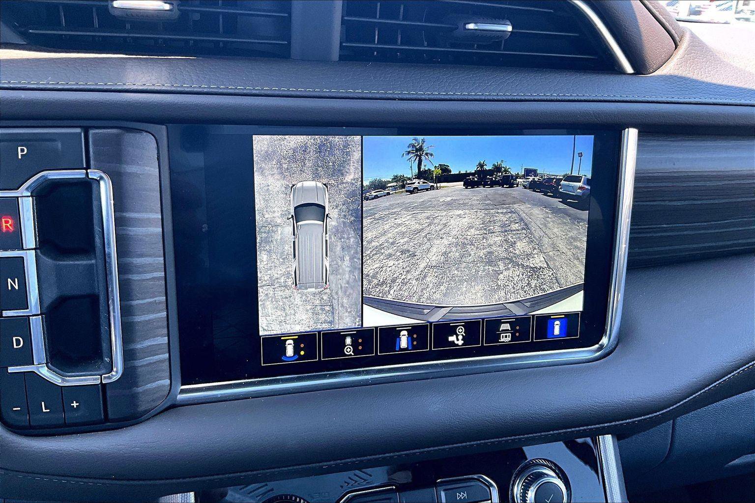 Used 2024 GMC Yukon Denali w/ Max Trailering Package AWD/4WD image 14