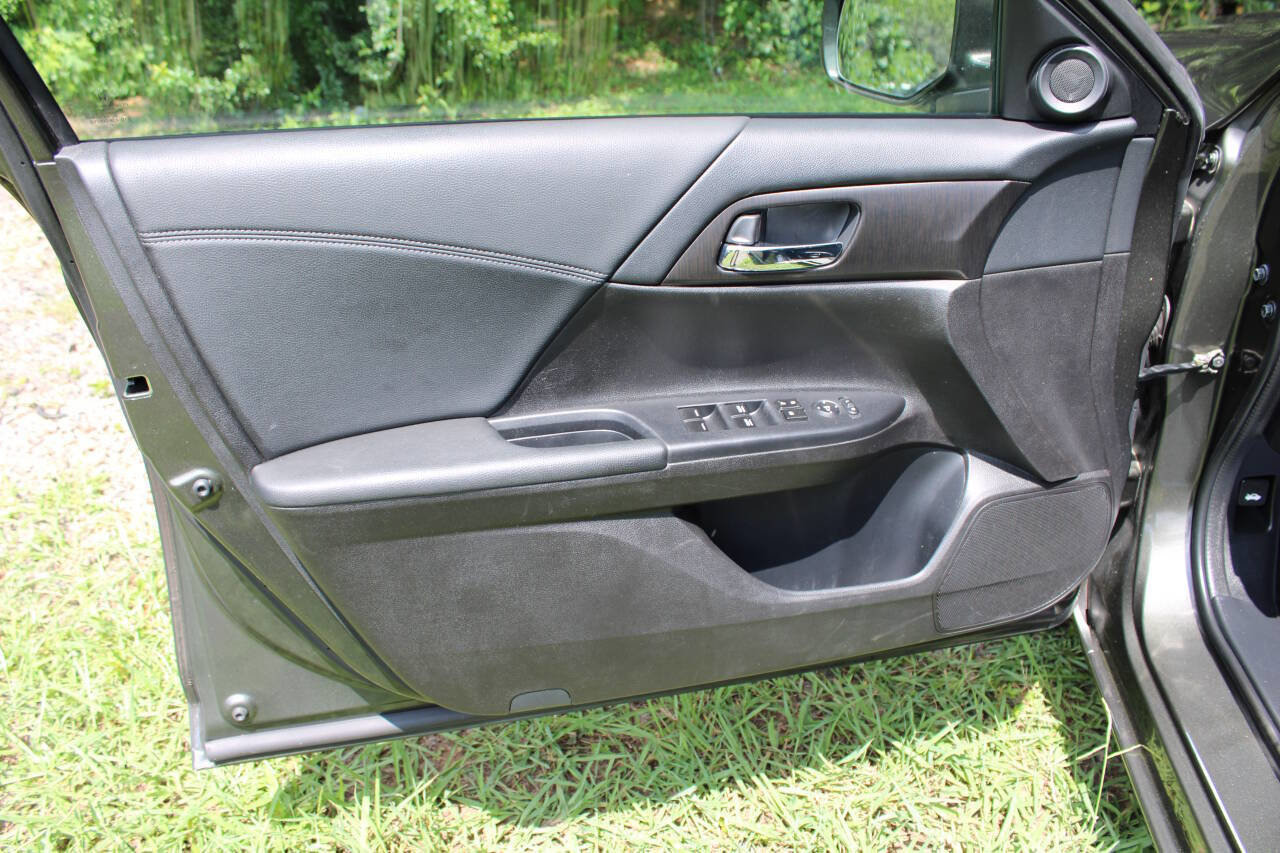 Used 2013 Honda Accord EX image 14