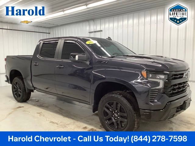 Used 2024 Chevrolet Silverado 1500 LT Trail Boss w/ LT Trail Boss Premium Package image 1