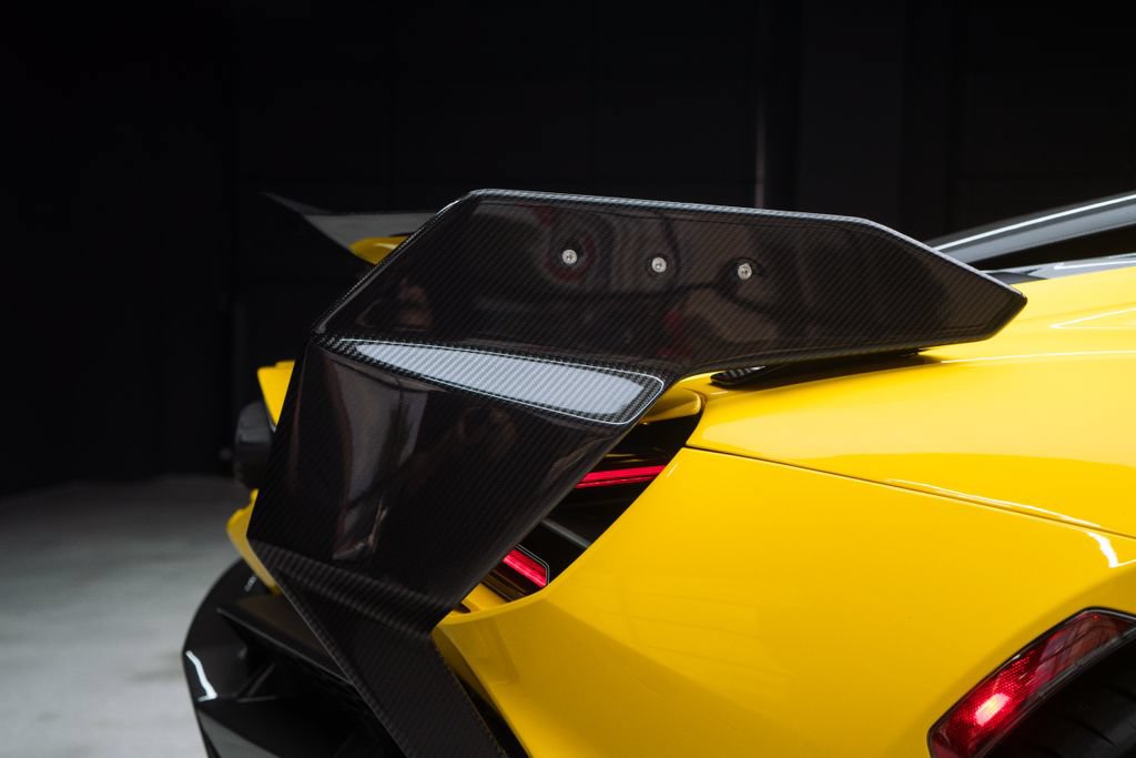 Used 2024 Lamborghini Revuelto AWD/4WD image 22