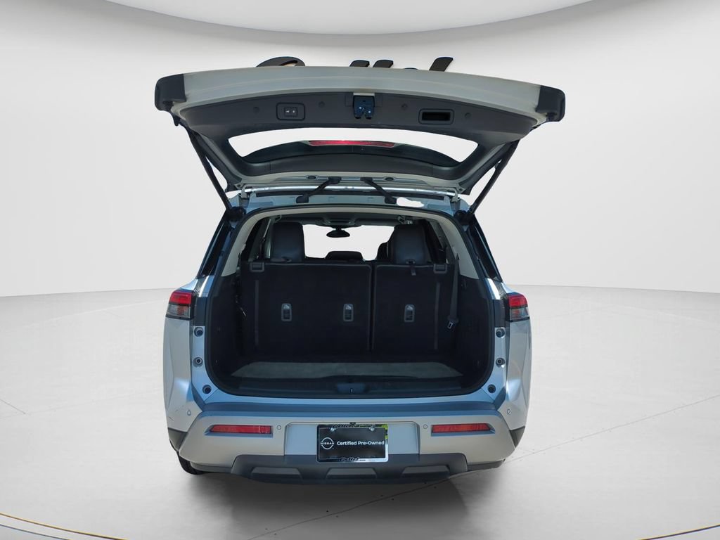 Certified 2022 Nissan Pathfinder SL FWD image 9