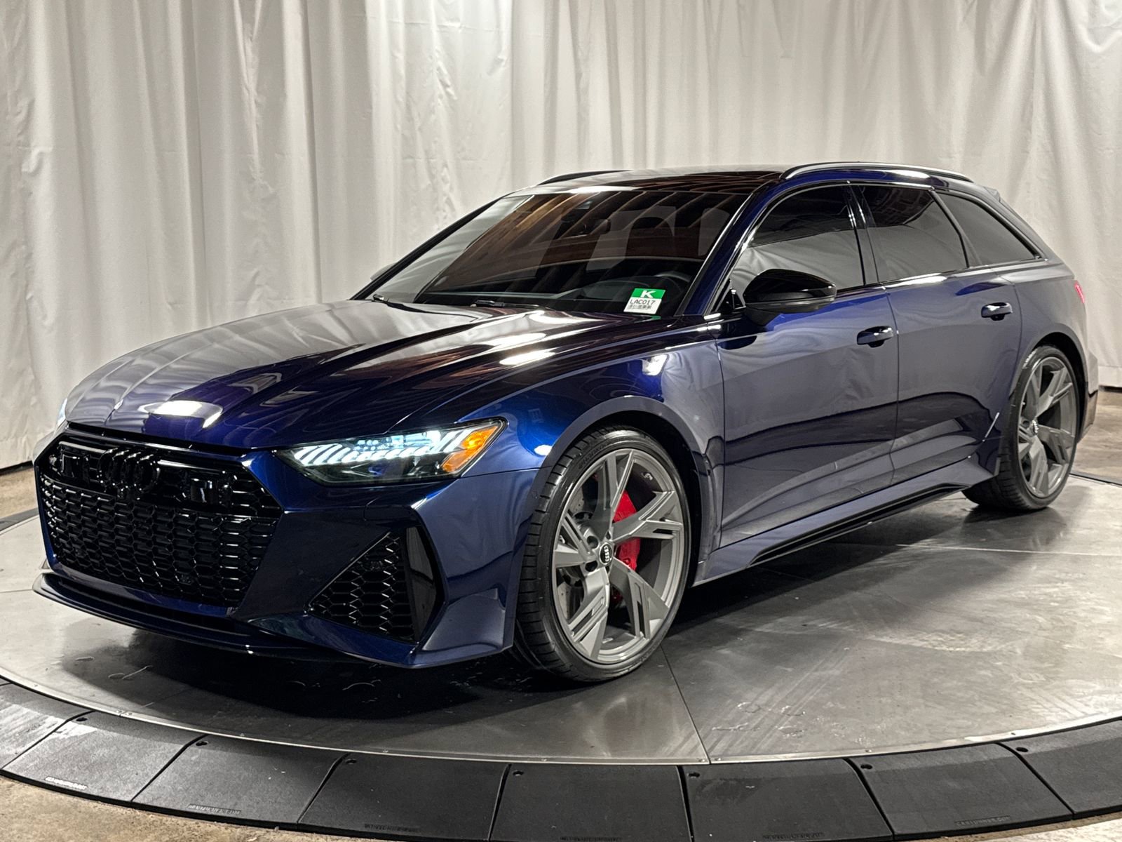 Used 2021 Audi RS 6 AWD/4WD image 1