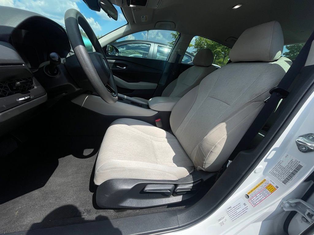 Certified 2025 Honda Accord LX image 26