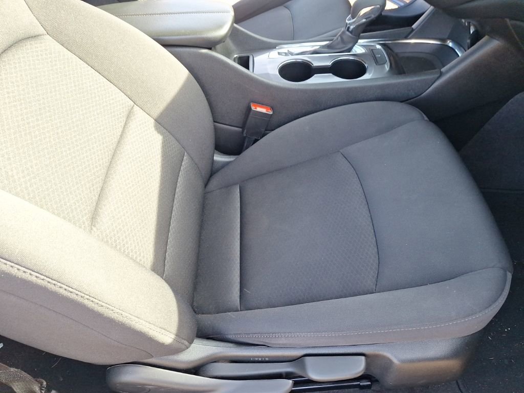 Used 2023 Chevrolet Malibu LT image 22