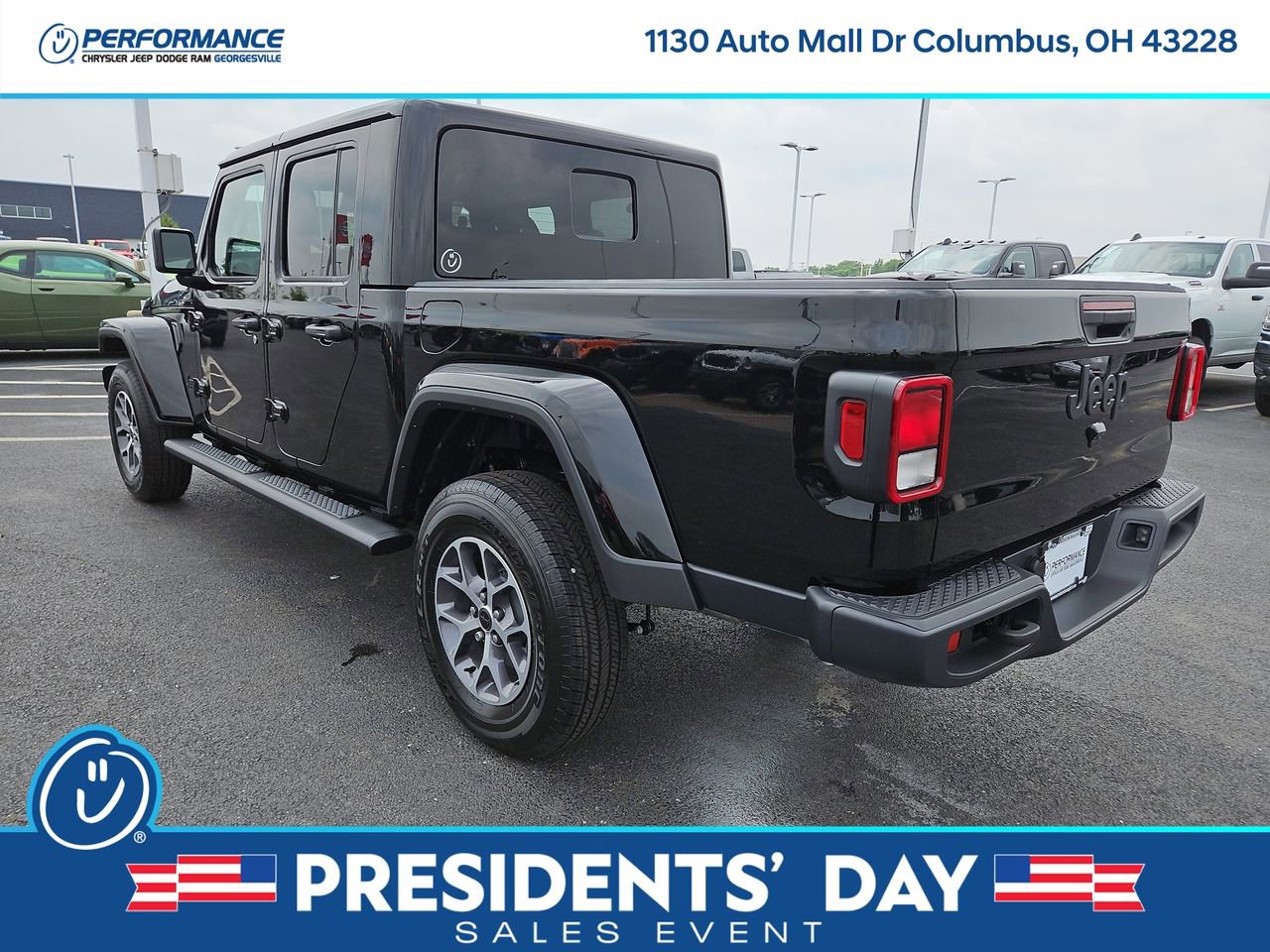 New 2025 Jeep Gladiator Sport image 5