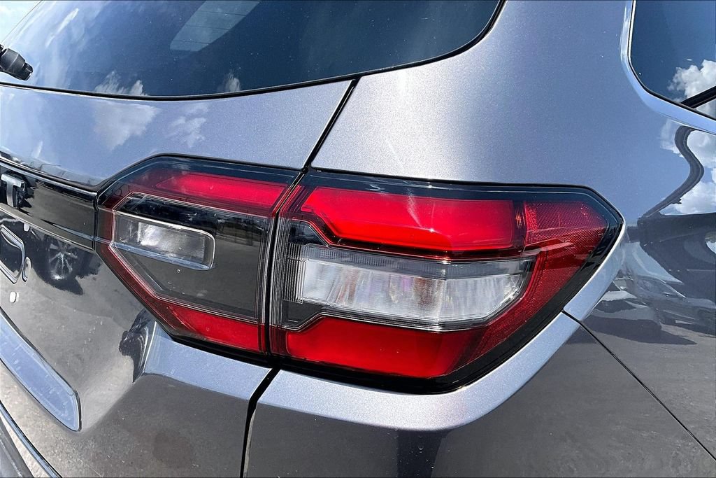 Used 2025 Honda Pilot Elite image 38