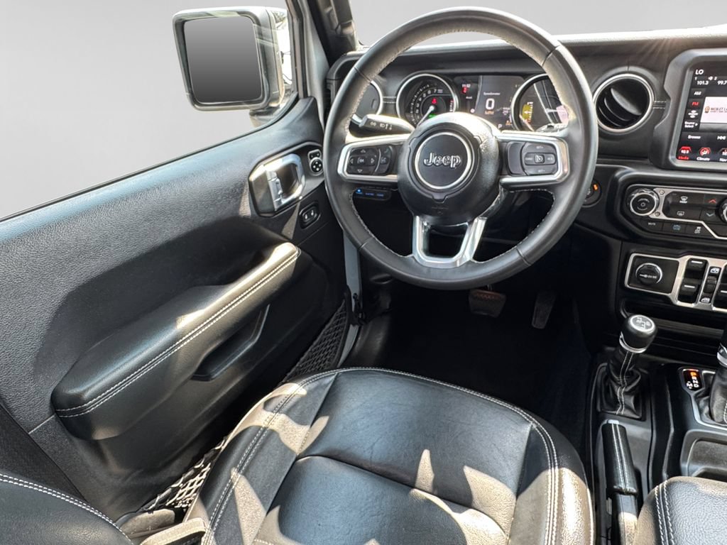 Used 2023 Jeep Wrangler Unlimited Sahara AWD/4WD image 20