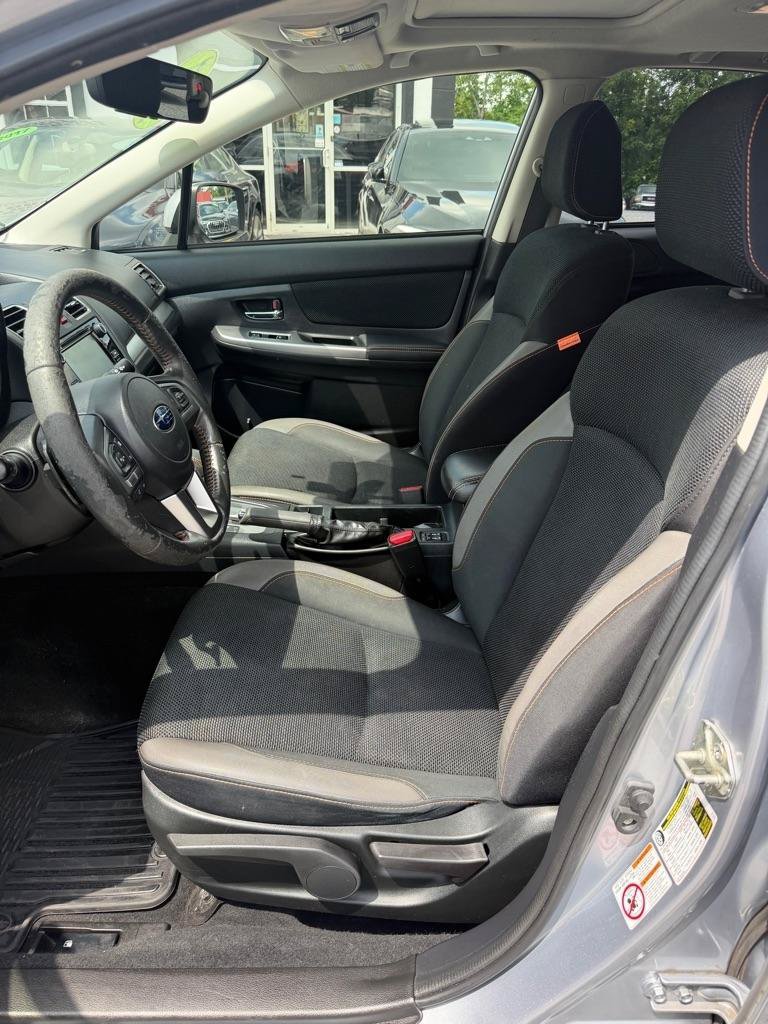 Used 2017 Subaru Crosstrek 2.0i Premium w/ Moonroof Package AWD/4WD image 13