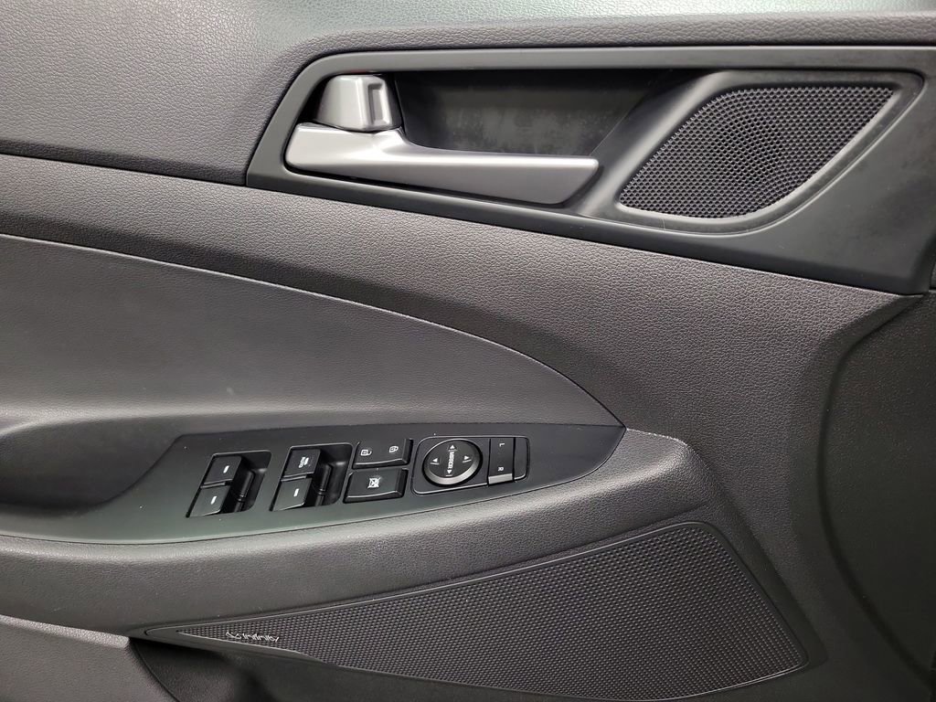 Used 2017 Hyundai Tucson SE Plus w/ Cargo Package image 21