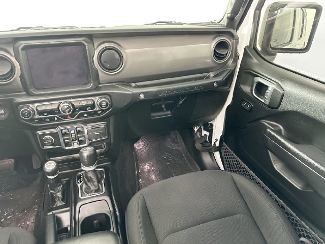Used 2023 Jeep Wrangler Unlimited w/ Sun & Screen Package AWD/4WD image 28