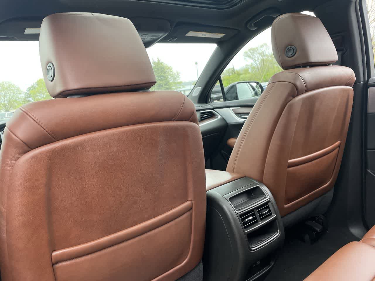 Used 2024 Cadillac XT5 Sportv w/ Technology Package AWD/4WD image 20