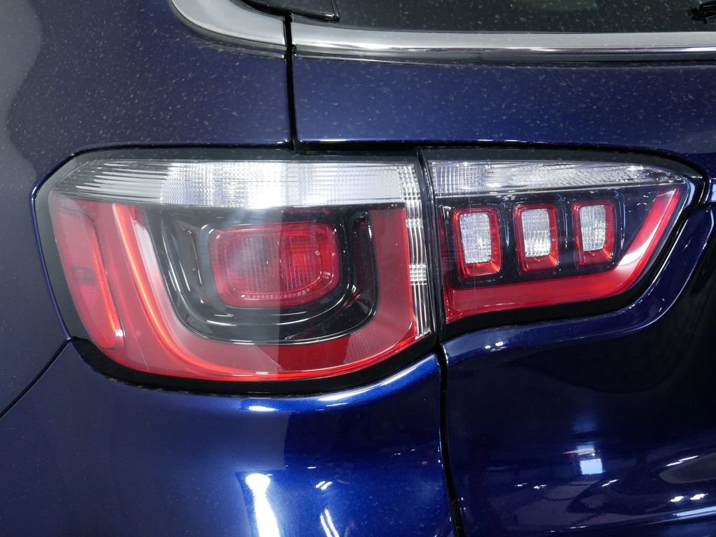 Used 2019 Jeep Compass Limited AWD/4WD image 12