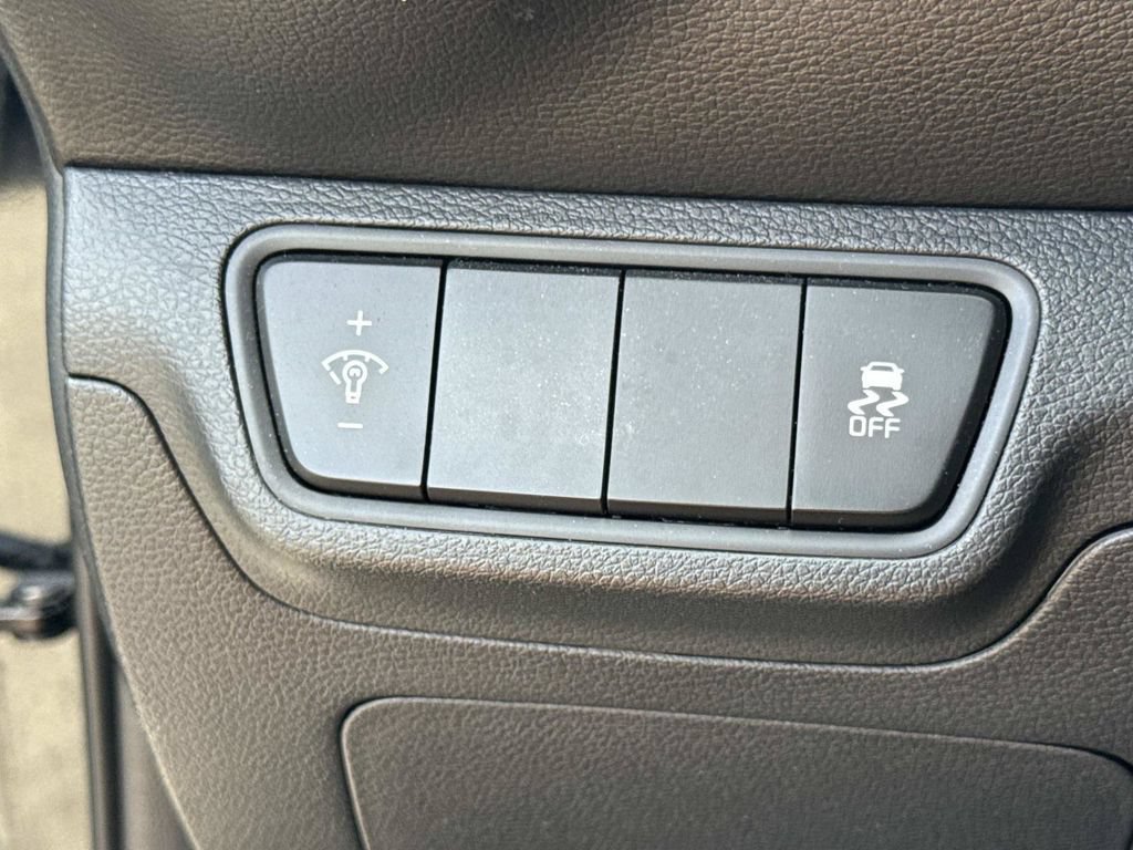 Used 2024 Kia Forte LXS FWD image 29