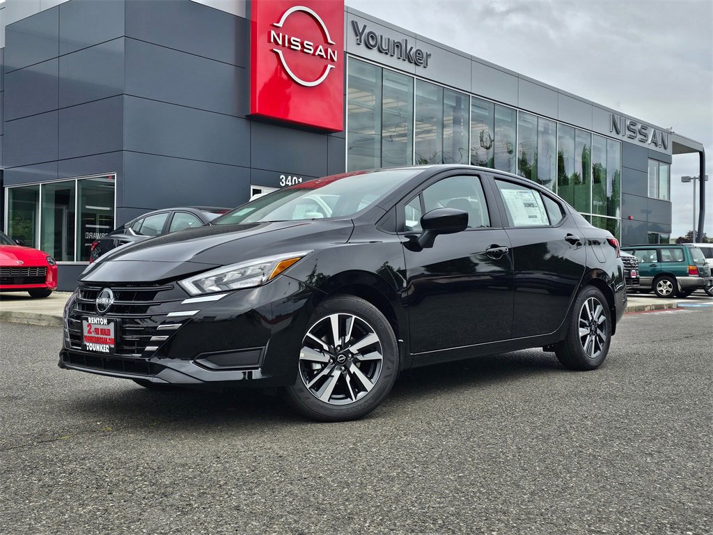 New 2025 Nissan Versa SV w/ Trunk Package