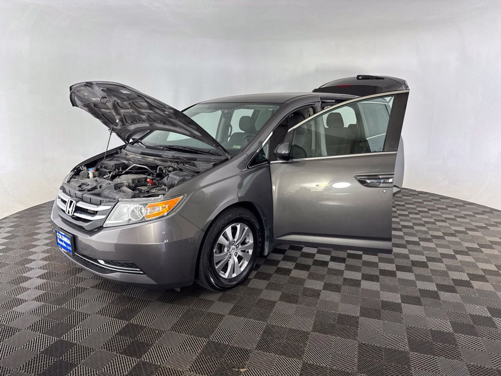 Used 2016 Honda Odyssey SE image 11