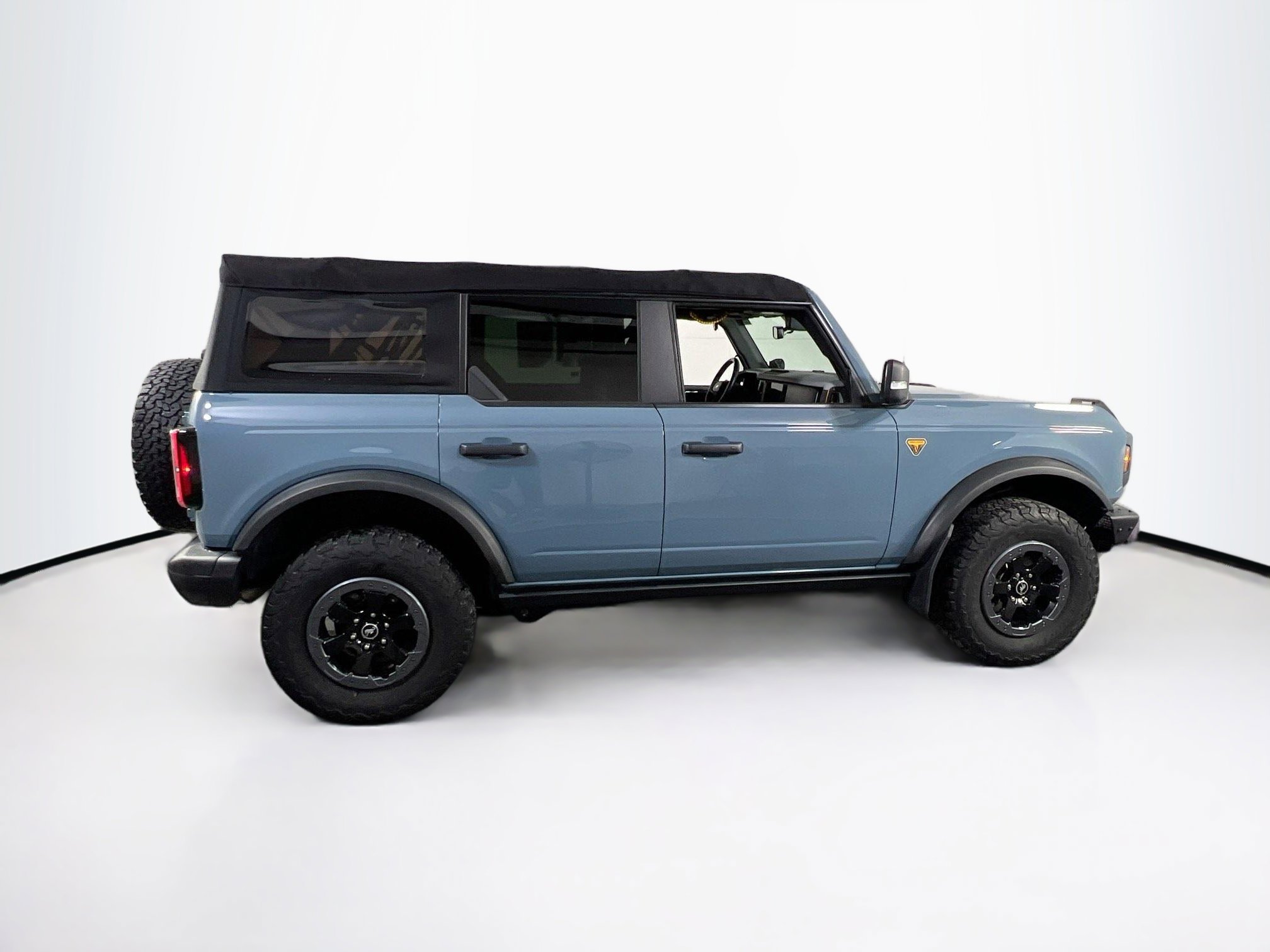 Used 2022 Ford Bronco Badlands image 4