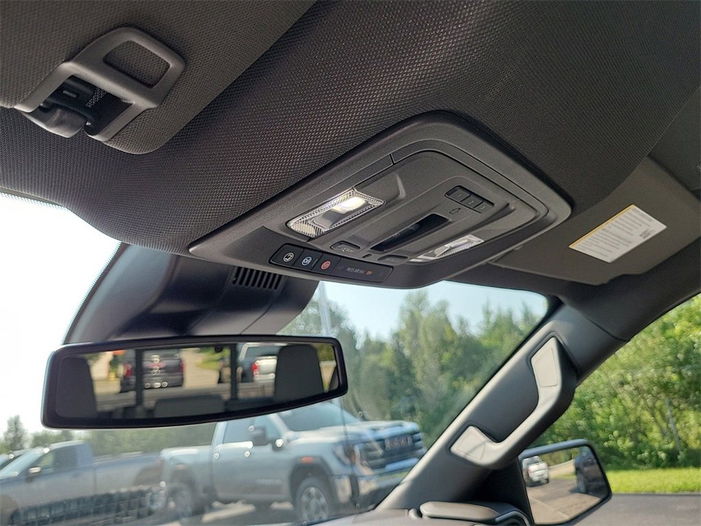 New 2026 GMC Sierra 1500 SLT w/ SLT Convenience Package image 30