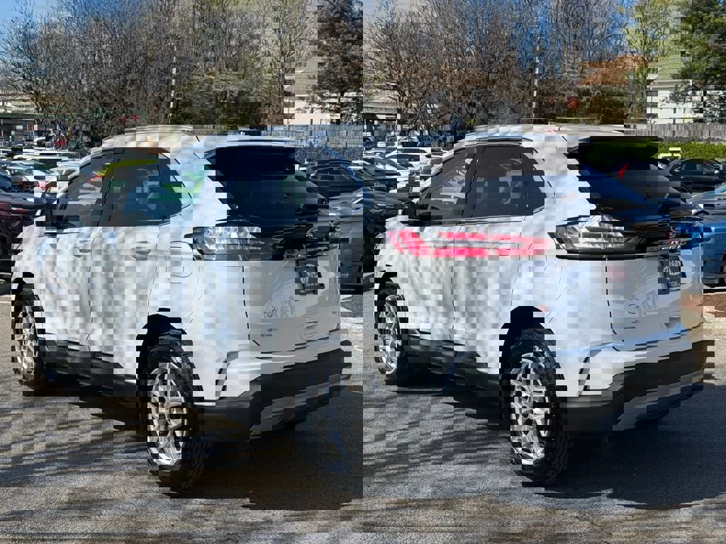 Used 2022 Ford Edge SEL w/ Convenience Package image 10