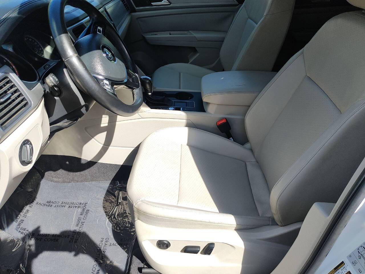 Used 2018 Volkswagen Atlas SE FWD image 19