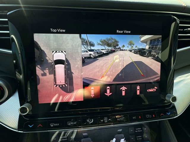 Used 2023 Jeep Grand Wagoneer Series II w/ Flexible Seating Group image 25