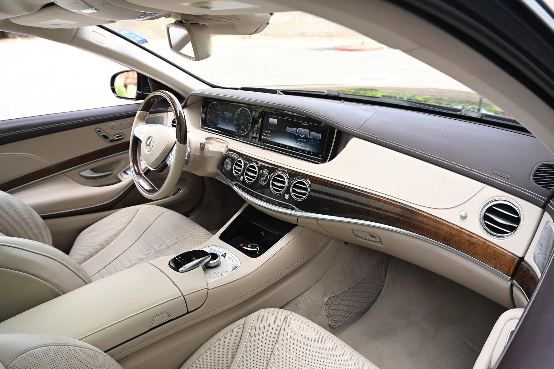 Used 2015 Mercedes-Benz S 550 4MATIC Sedan image 14