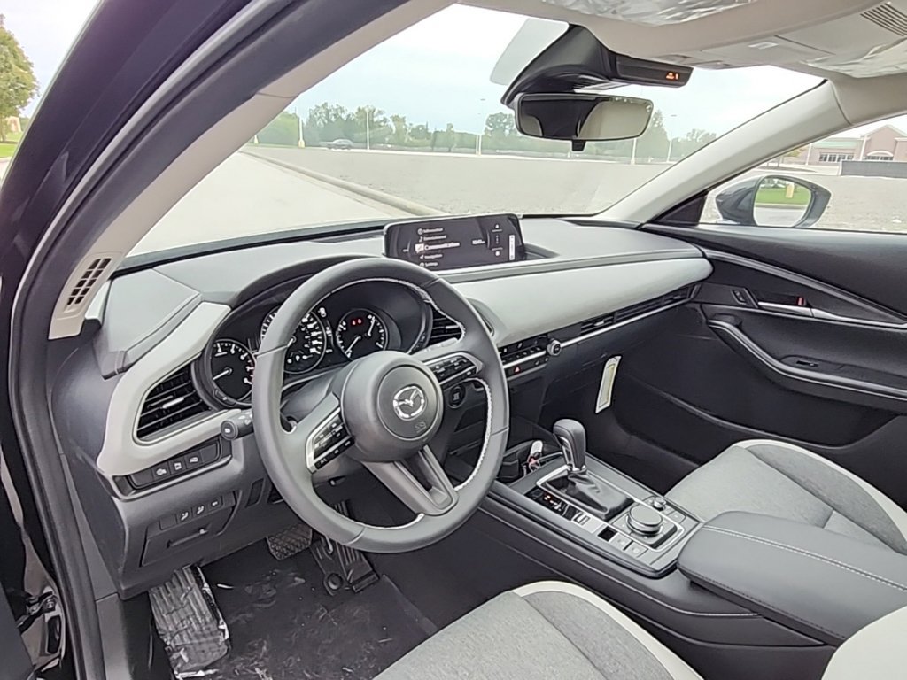 New 2026 MAZDA CX-30 Aire Edition AWD/4WD image 3