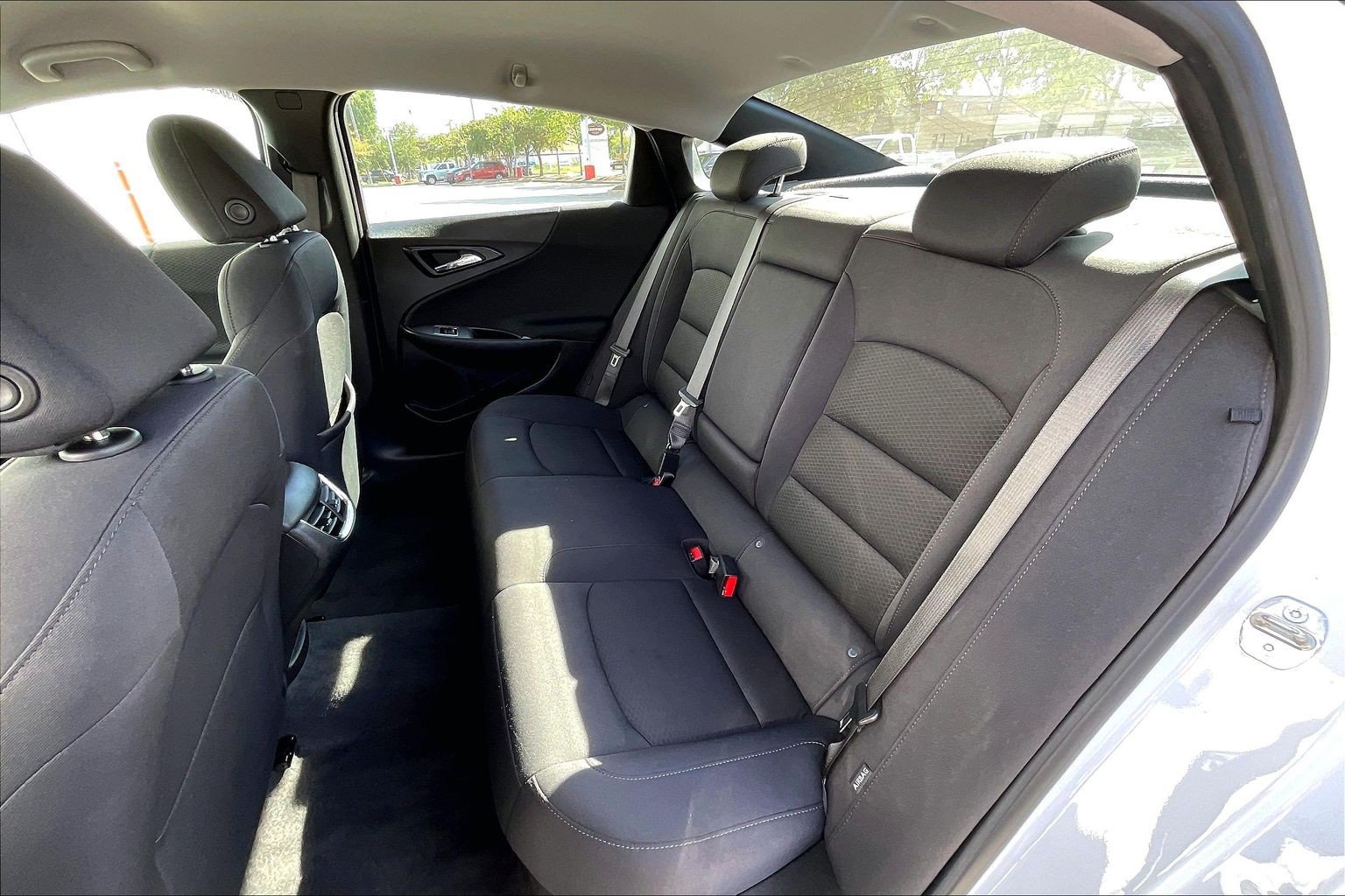 Used 2024 Chevrolet Malibu LT FWD image 30