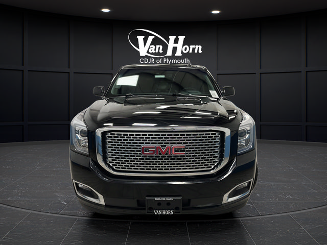 Used 2017 GMC Yukon Denali w/ Open Road Package AWD/4WD image 2