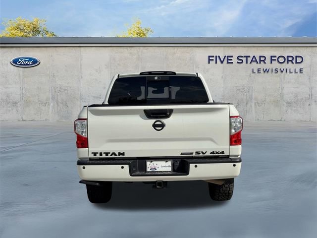 Used 2019 Nissan Titan SV w/ SV Convenience Package AWD/4WD image 5