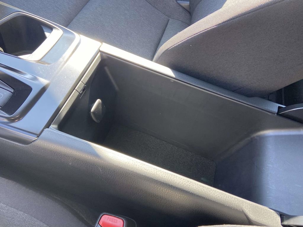 Used 2025 Toyota Camry LE image 26