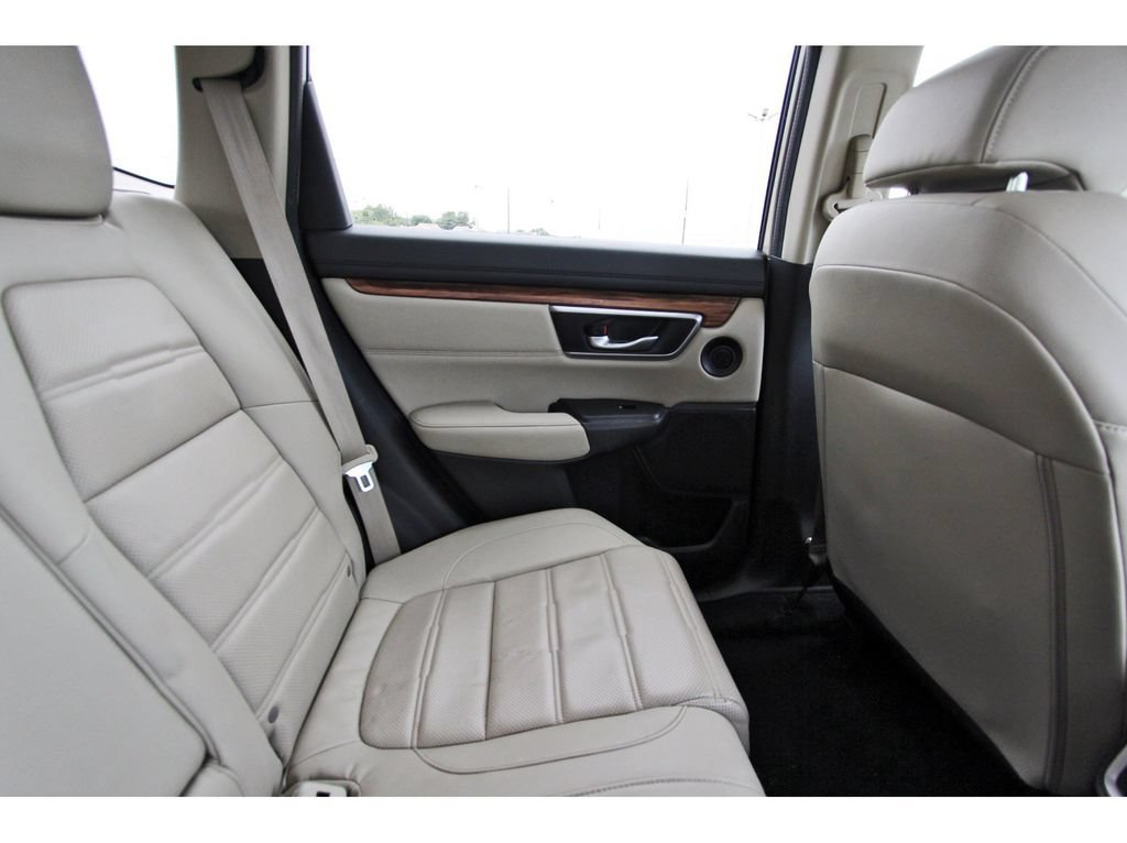 Used 2018 Honda CR-V Touring image 12